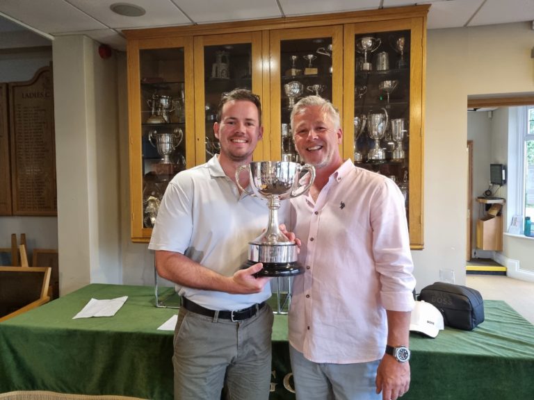 Tom Hoy Wins Men’s Captain’s Day