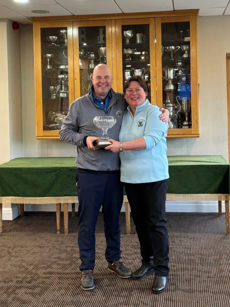 Karen & Paul Osborne Win the Winter League